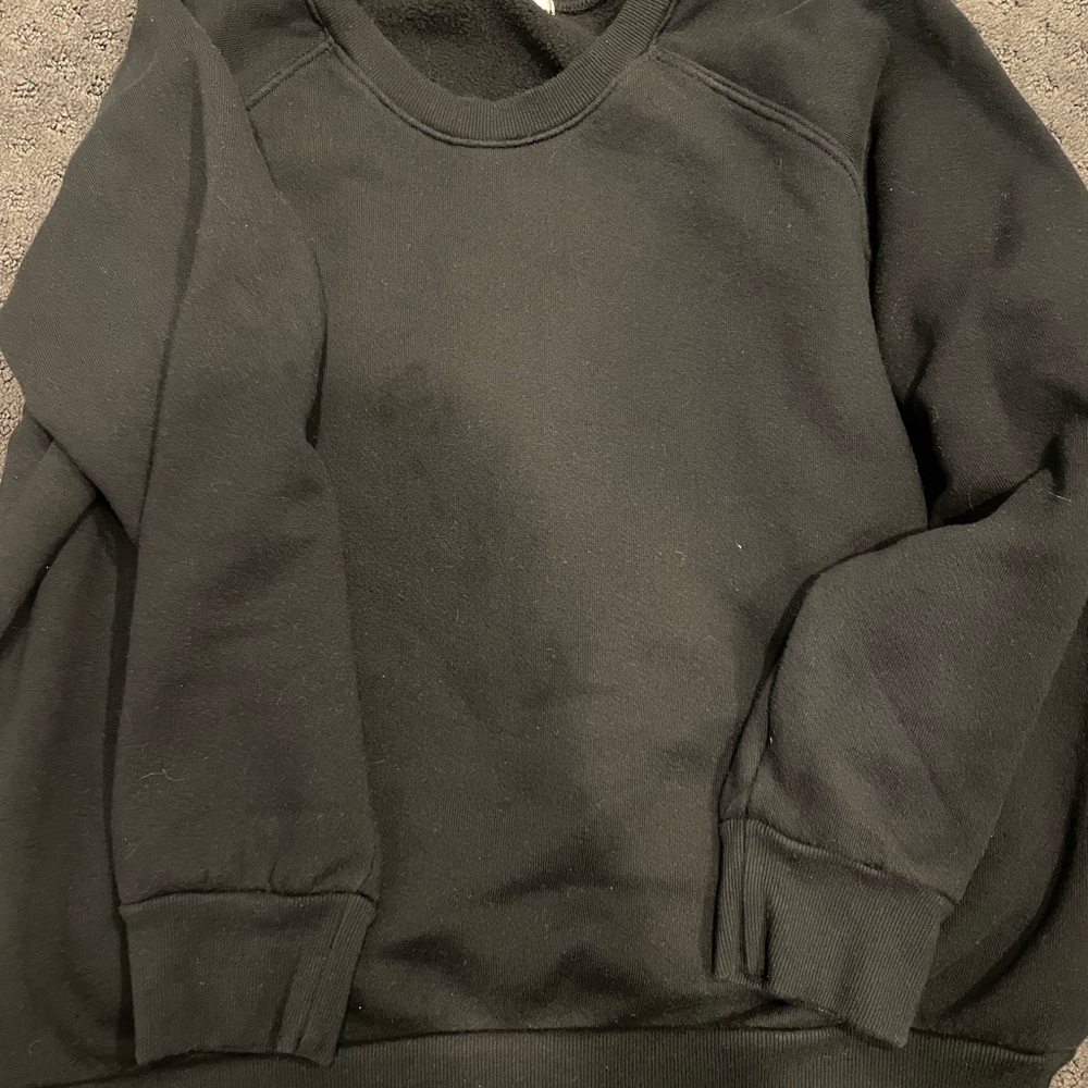 PERFECTWHITETEE black crew neck sweatshirt, size L